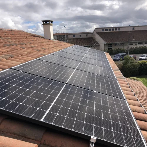 Pose panneaux solaires toiture